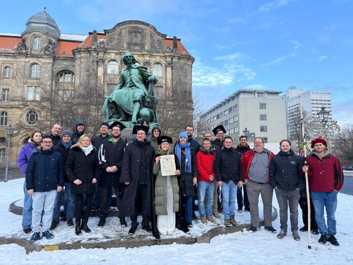 Verteidigung2.jpeg Verteidigung2.jpeg